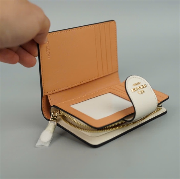 Ví Coach nude hoa hồng+