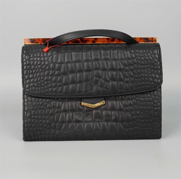 Túi Fendi đen sz25 +