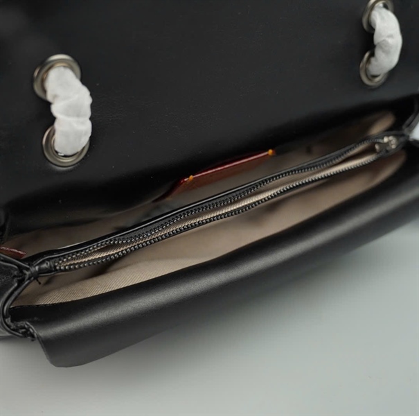 Túi Coach đen sz25 +