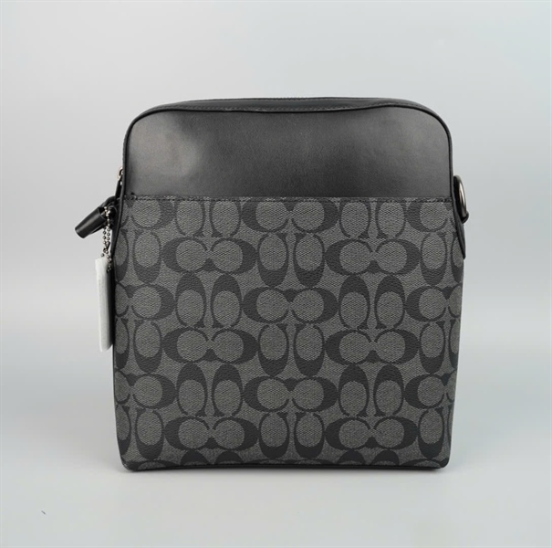 Túi Coach đeo chéo đen sz23 +