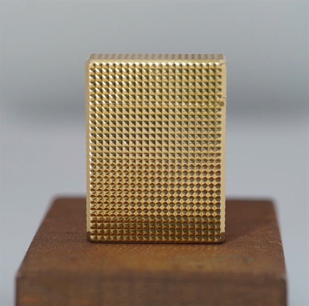 Bật lửa S.T Dupont vàng (CD2H69) KG+