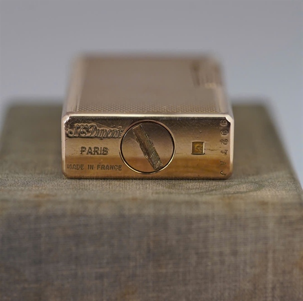 Bật lửa S.T. Dupont vàng (9927AJ) KG+