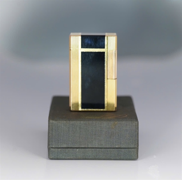 Bật lửa S.T Dupont vàng đen (V4DL71) KG+