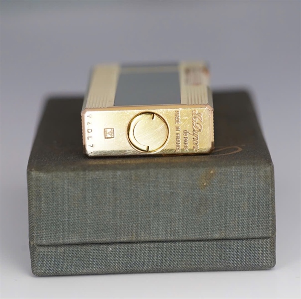 Bật lửa S.T Dupont vàng đen (V4DL71) KG+