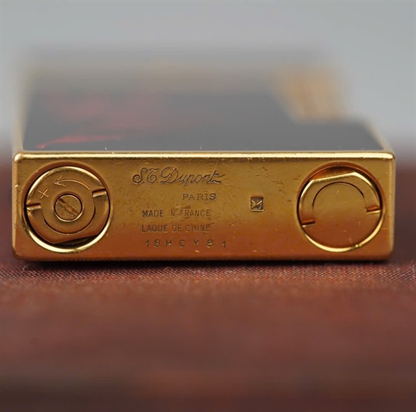 Bật lửa S.T Dupont đen Lion ((18HCY81) KG+