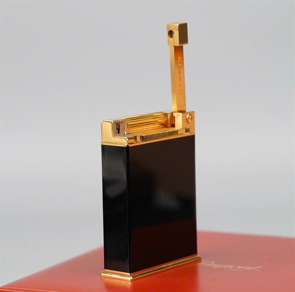 Bật lửa S.T. Dupont đen vàng (1G3AD66) KG+