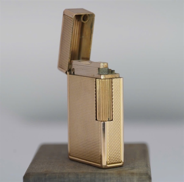 Bật lửa S.T. Dupont vàng (9927AJ) KG+