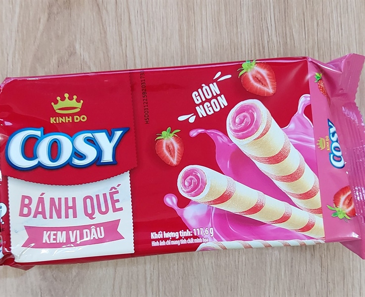 Bánh quế vị kem dâu Cosy gói 132g