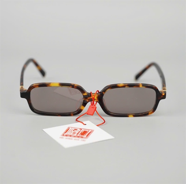 Kính Miu Miu SMU11Z 14L-20I (51-16-140) KG+