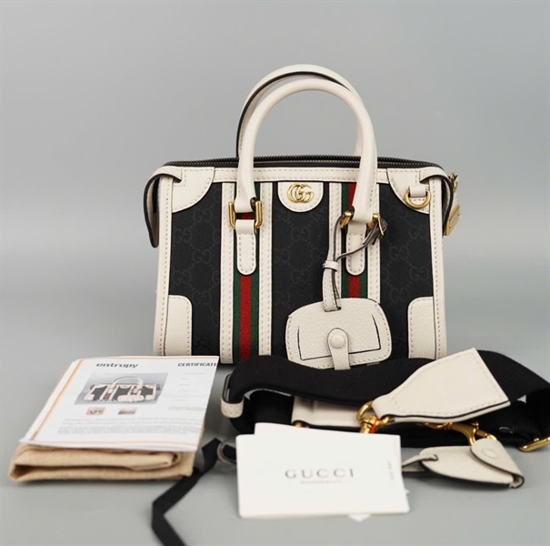 Túi GG Bauletto đen viền trắng (715771520981) kèm 2 chìa sz22 (Thuât) +