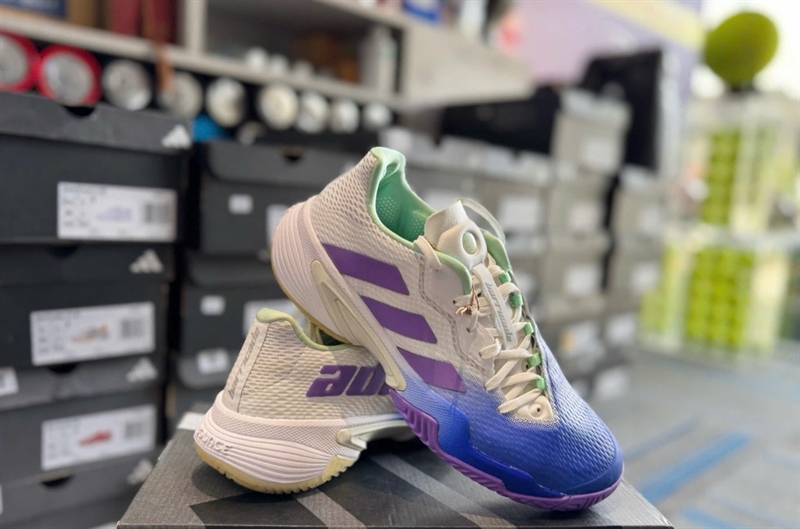 Giày Adidas - Barricade W