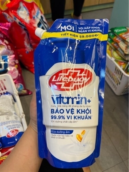 Lifebuoy nước rửa tay vitamin dưỡng ẩm xanh
