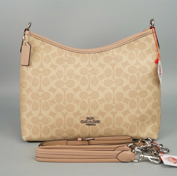 Túi Coach thuyền màu be sz30 +