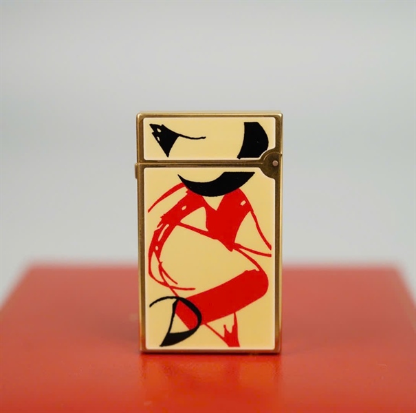 Bật lửa S.T Dupont vàng họa tiết (1L3CN00) KG+