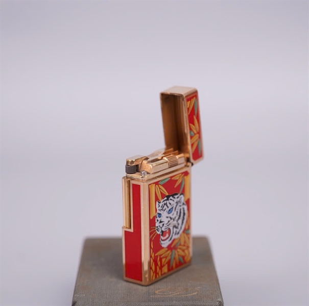 Bật lửa S.T Dupont bạch hổ (503CKK) KG+