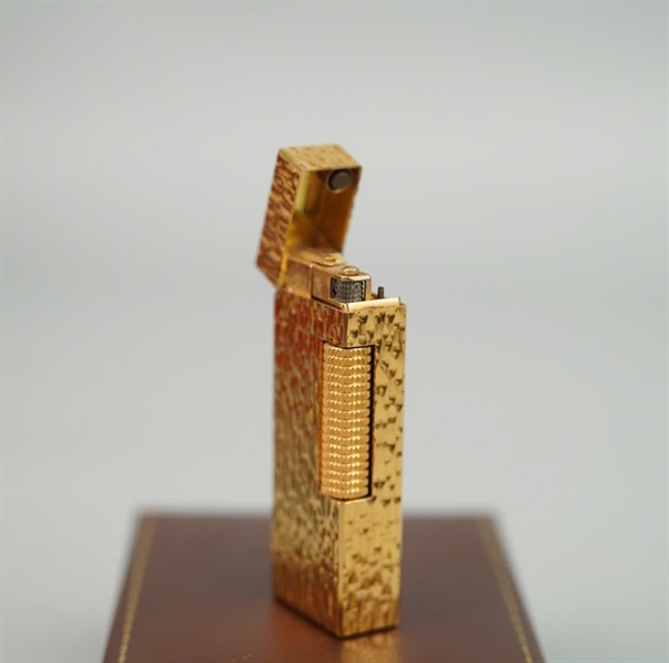 Bật lửa Dunhill vàng (RE24163) KG+