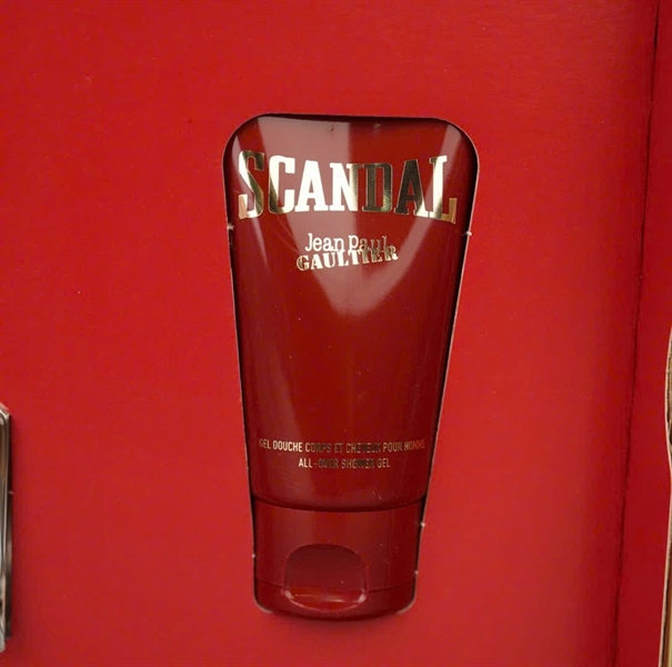 Sét mỹ phẩm Jean Paul Gaultier Scandal (EDT 50ml + gel Shower 75ml) (nam) (no seal) (PN) KG+