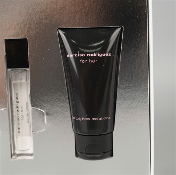 Sét mỹ phẩm Narciso Rodriguez (EDP 100ml + EDP 10ml + Body Lotion 50ml) (nam) (No seal) (PN) KG+