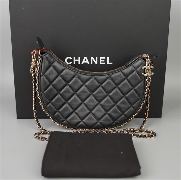 Túi Chanel Half Moon đen viền xích (AKJ2XP45) sz17 +