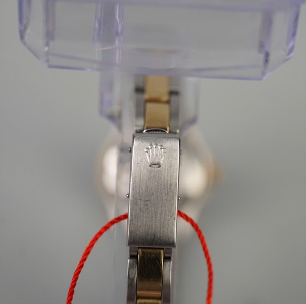 Đồng hồ Rolex tròn đinh đá KG+