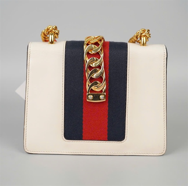 Túi GG Sylvie trắng (C026395598) sz19 (BQ) KG+