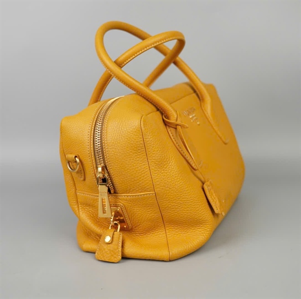 Túi Prada Handle vàng kèm ổ+ 2 chìa sz33 KG+