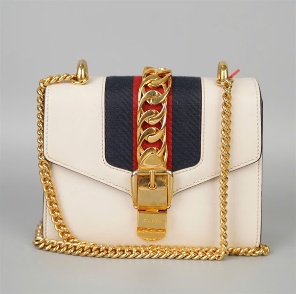 Túi GG Sylvie trắng (C026395598) sz19 (BQ) KG+