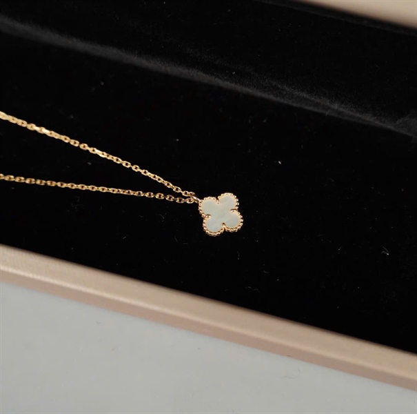 Dây chuyền Van Cleef trắng KG+