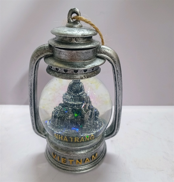 Đèn dầu lớn cảnh việt nam