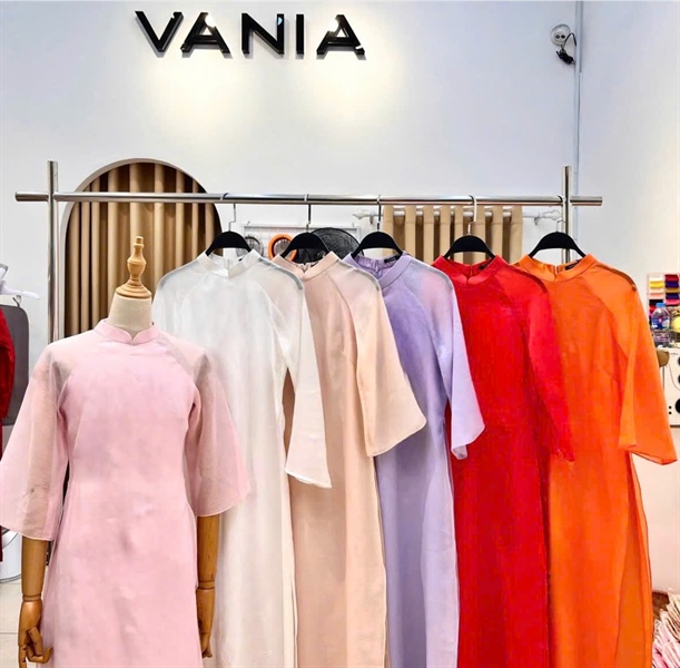 Áo dài 4 tà trơn