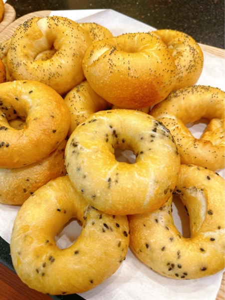HNST Sesame Bagel セサミベーグル
