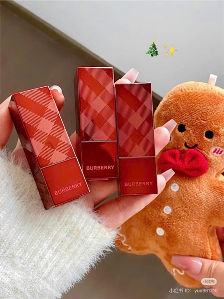 Son thỏi BURBERRY vỏ đỏ #39 Matte Dusty Pink