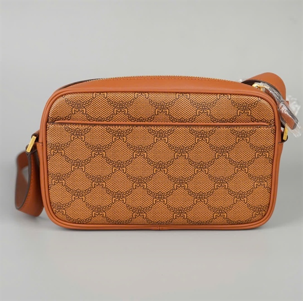 Túi MCM đeo chéo nâu sz22 KG+