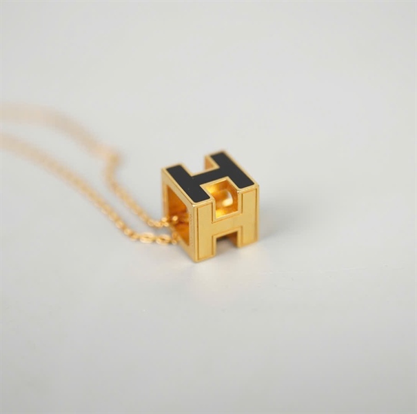 Dây Chuyền Hermes lập phương màu đen (BMC)+