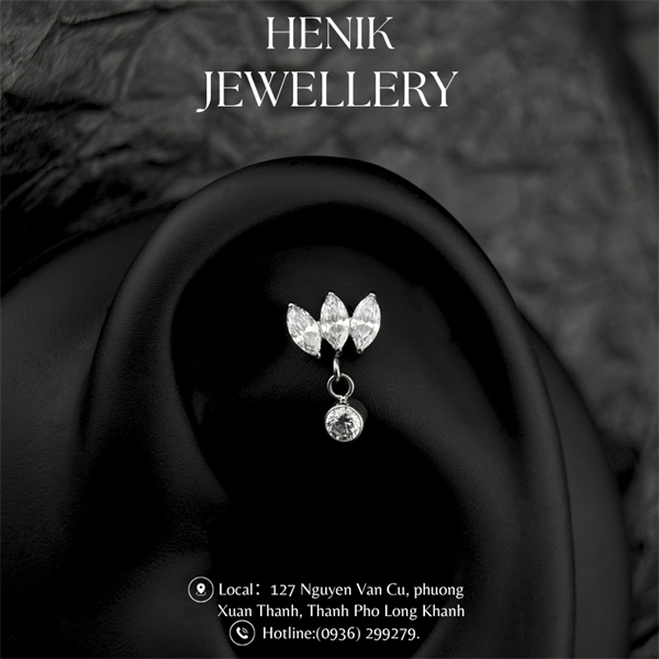 THREE LEAF WITH DANGLING GEM - TITANIUM F136
