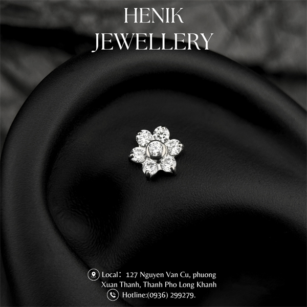 SIX PETALED FLOWER SHAPED - TITANIUM