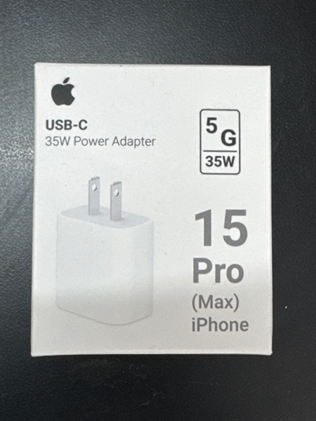 USB-C 35W Power Adapter 15 Pro Max