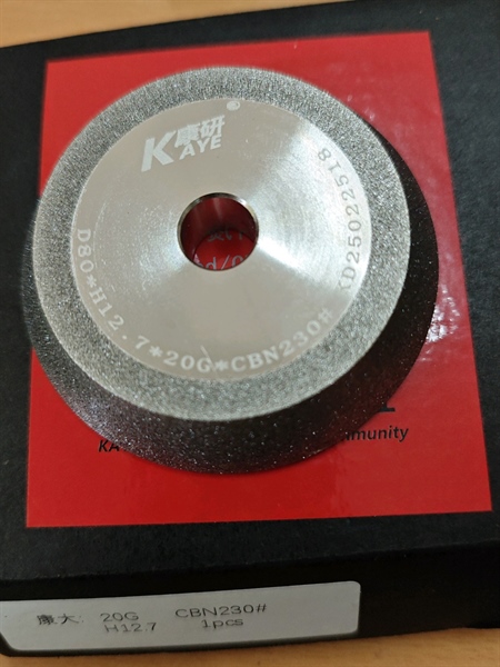 Đá mài mũi khoan D80*H12.7*20G*CBN 230# - Việt Phát