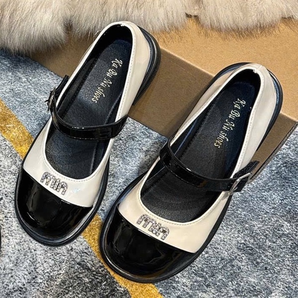 BÚP BÊ MIUMIU/SZ35/TRẮNG