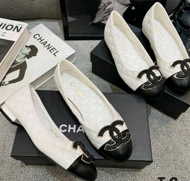 BÚP BÊ KHÓA CHANEL/SZ37/TRẮNG