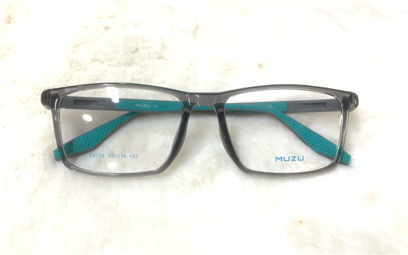 Kính Nhựa dáng Sport MUZU 23139