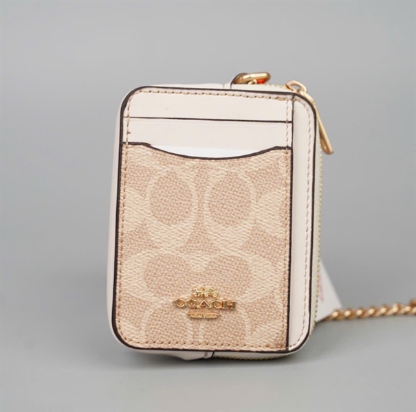 Ví Coach chữ nâu kèm xích +