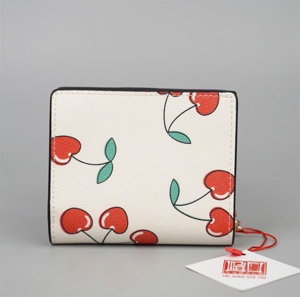 Ví Coach trắng họa tiết cherry +