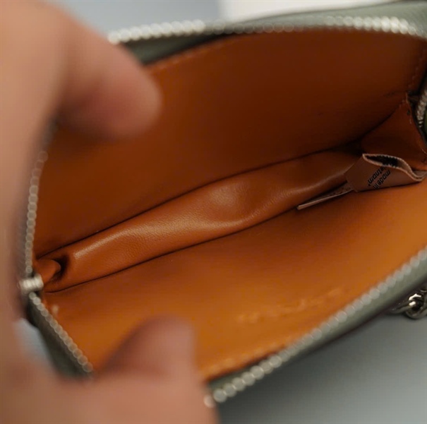 Ví Coach xanh kèm xích +