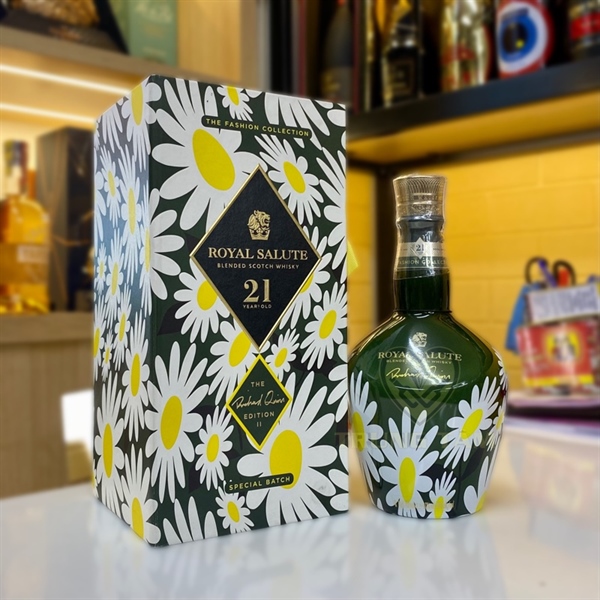 Chivas Royal Salute 21y Richard Quinn Daisy 700ml 40% ( bông cúc )