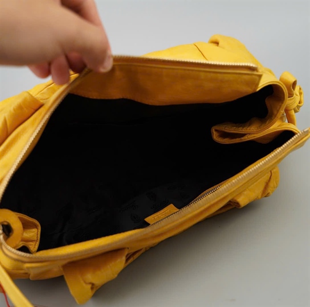 Túi GG Handle vàng (197020-486628) sz45 +