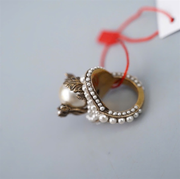 Nhẫn GG ngọc trai KG+