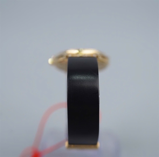 Đồng hồ Hublot vàng khối kc zin mặt tròn dây đen KG+