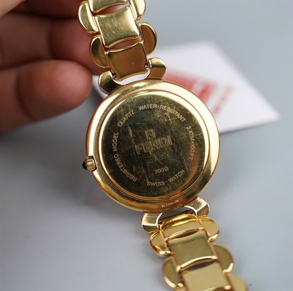 Đồng hồ Fendi vàng kèm mắt đh KG+