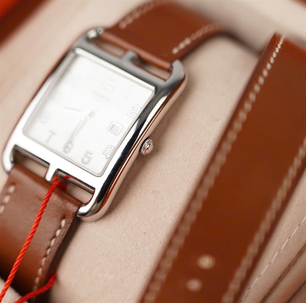 Đồng hồ Hermes mặt vuông dây nâu ( dây cuốn 2 vòng ) (3851988) KG+